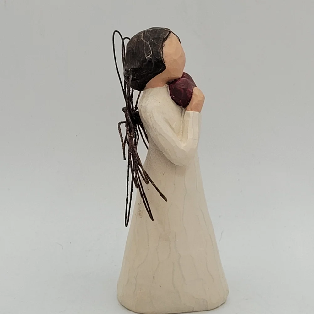 Willow Tree 5โ Angel of the Heart - Picture 6 of 13